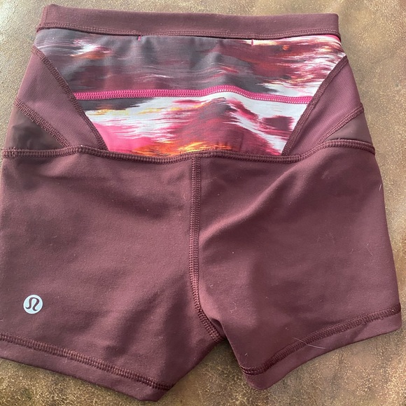 LuLulemon - Picture 2 of 3